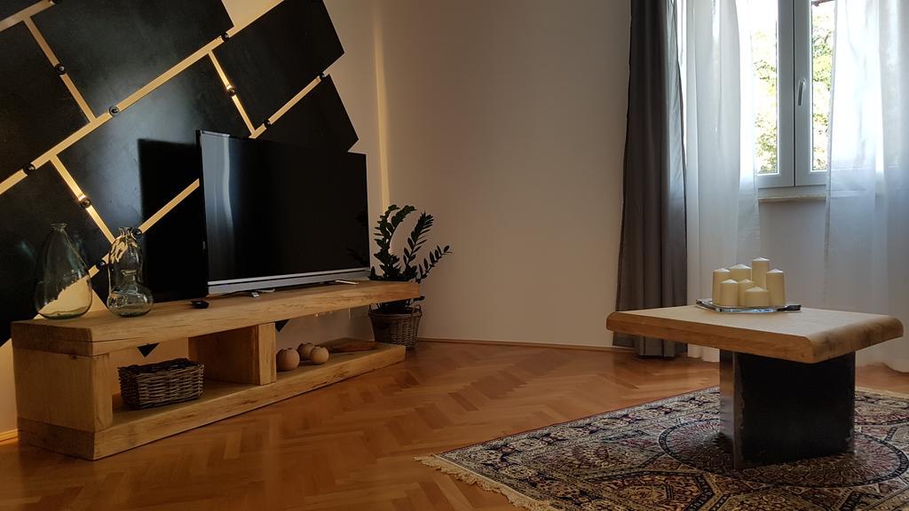 Casa Villa Carducci روفينج المظهر الخارجي الصورة