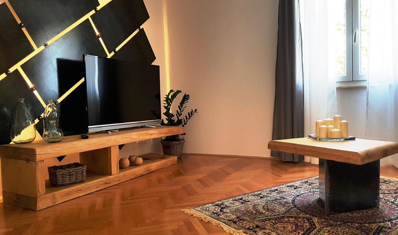 Casa Villa Carducci روفينج المظهر الخارجي الصورة